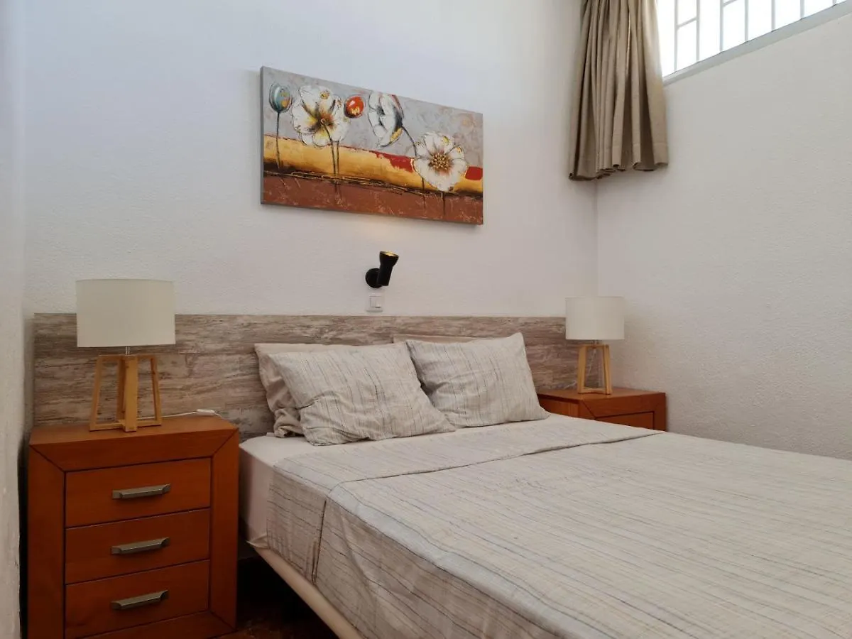 Barbados II Yumbo Two Bedroom Apartment Playa del Ingles  0*, Playa del Ingles (Gran Canaria)
